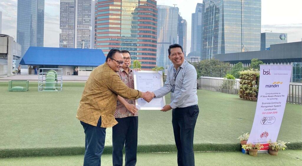 Perkuat Keberlanjutan Bisnis, Bank Mandiri Resmi Terima Sertifikasi ISO 22301:2019